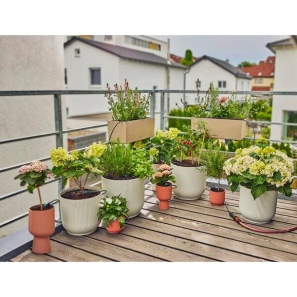 Gardena Micro-drip-bewatering Balkon Set - 15 Planten 4 Gardena Micro-drip-bewatering Balkon Set - 15 Planten - Afbeelding 4